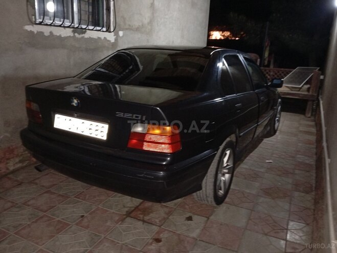 BMW 320 1992, 270,000 km - 2.0 l - Bakı