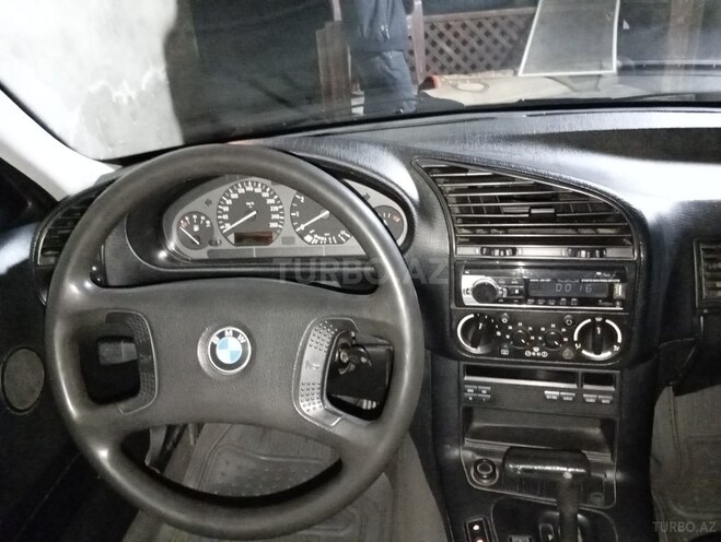 BMW 320 1992, 270,000 km - 2.0 l - Bakı