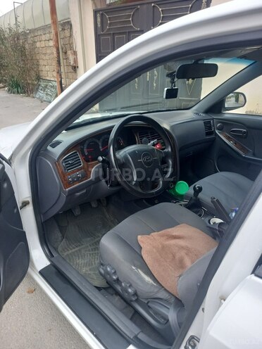 Hyundai Elantra 2003, 345,000 km - 2.0 l - Bakı
