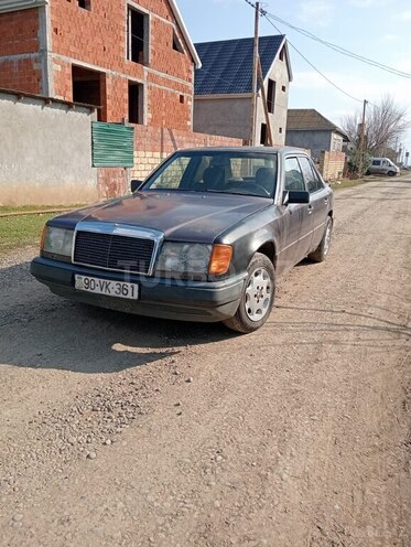 Mercedes E 230 1993, 115,000 km - 2.3 l - Cəlilabad