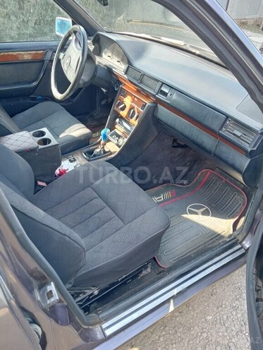 Mercedes E 230 1993, 115,000 km - 2.3 l - Cəlilabad