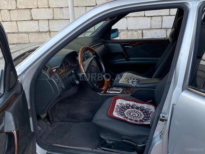 Mercedes E 240 1998, 433,000 km - 2.4 l - Bərdə