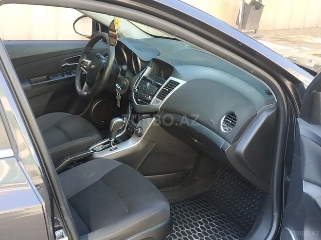 Chevrolet Cruze 2015, 135,000 km - 1.4 l - Gəncə