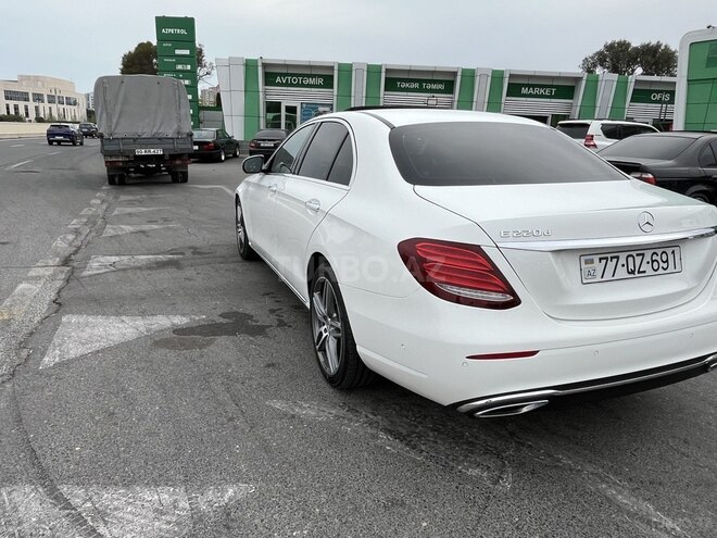 Mercedes E 200 d 2016, 170,000 km - 2.0 л - Bakı
