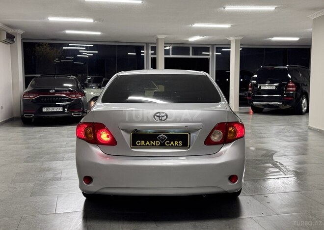 Toyota Corolla 2007, 197,000 km - 1.6 л - Bakı