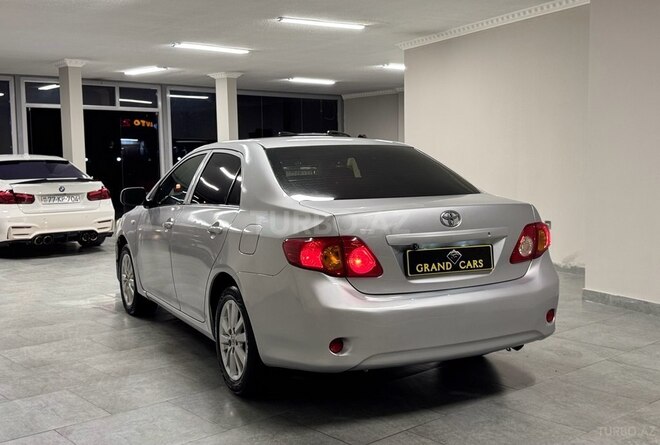 Toyota Corolla 2007, 197,000 km - 1.6 л - Bakı