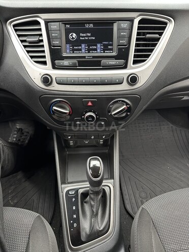 Hyundai Accent 2019, 135,000 km - 1.4 l - Bakı