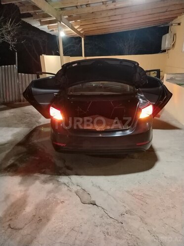 Hyundai Elantra 2016, 120,000 km - 1.8 l - Qazax