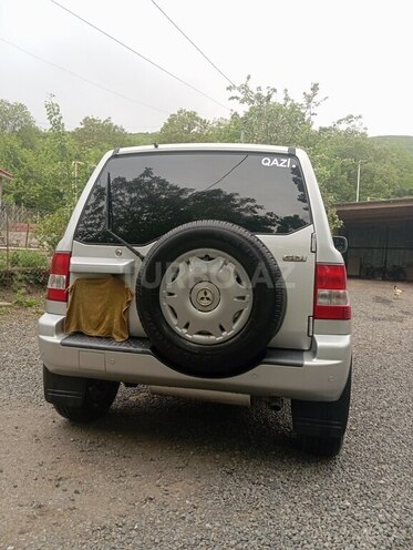 Mitsubishi Pajero io 2000, 273,000 km - 2.0 l - Lerik