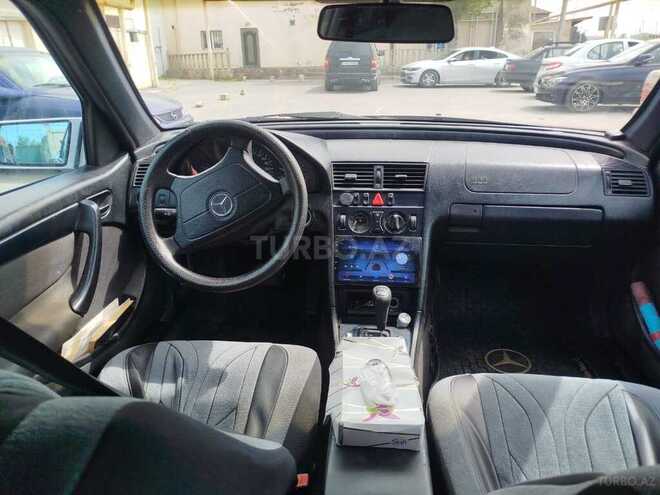 Mercedes C 200 1999, 286,000 km - 2.0 л - Bakı