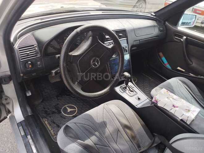 Mercedes C 200 1999, 286,000 km - 2.0 л - Bakı