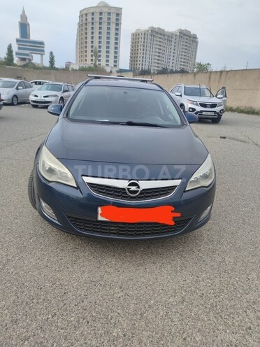 Opel Astra 2012, 250,000 km - 1.4 l - Bakı