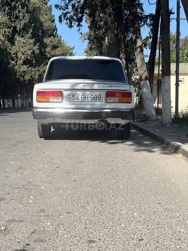 LADA (VAZ) 2107 2002, 95,000 km - 1.6 l - Ucar