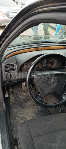 Mercedes C 240 1999, 296,000 km - 2.4 л - Bakı