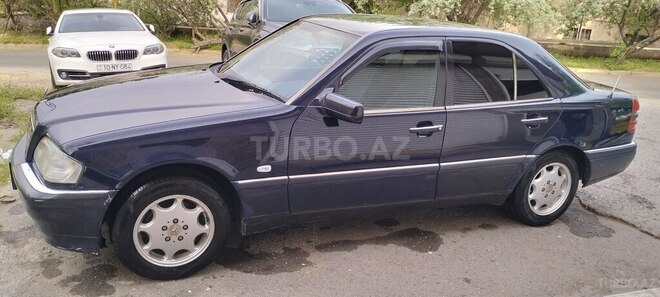 Mercedes E 200 1995, 382,000 km - 2.0 l - Bakı