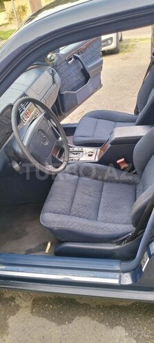 Mercedes E 200 1995, 382,000 km - 2.0 l - Bakı