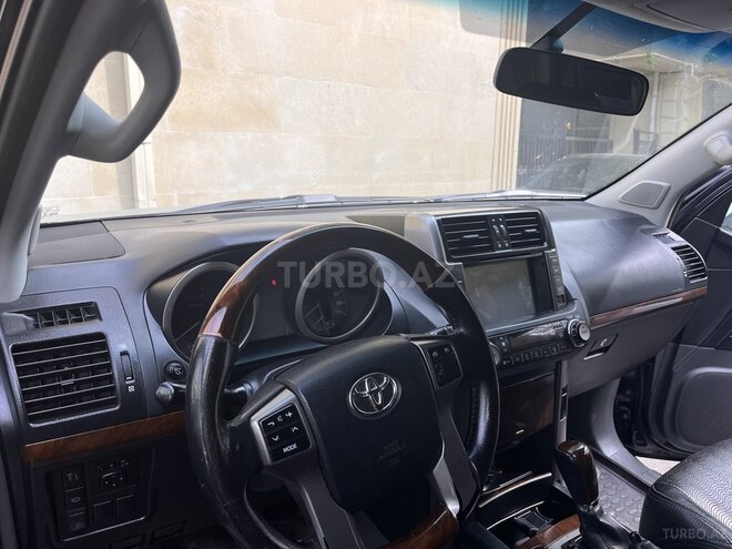 Toyota Land Cruiser Prado 2011, 130,000 km - 2.7 l - Bakı