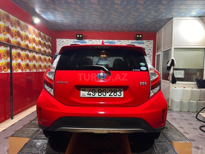 Toyota Aqua 2017, 94,000 km - 1.5 l - Bakı
