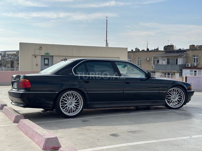 BMW 740 2001, 260,000 km - 4.4 l - Bakı