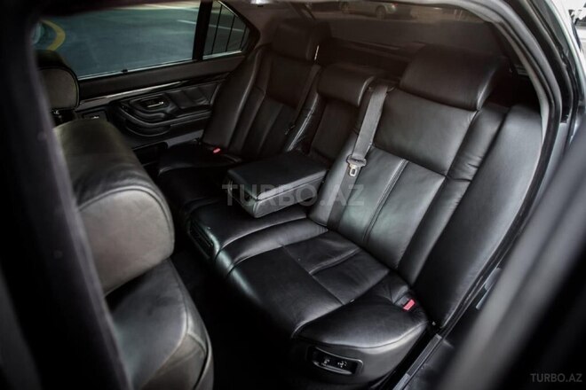 BMW 740 2001, 260,000 km - 4.4 l - Bakı