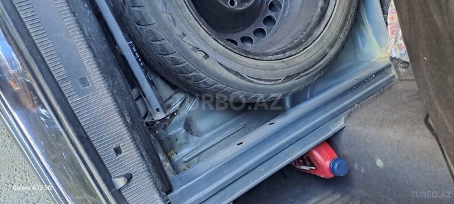 Mercedes E 240 1999, 349,000 km - 2.4 l - Bakı
