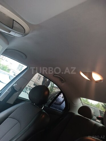 Mercedes E 220 d 2004, 460,000 km - 2.2 l - Bakı
