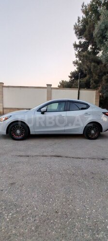 Toyota Yaris iA 2019, 75,300 km - 1.5 l - Bakı