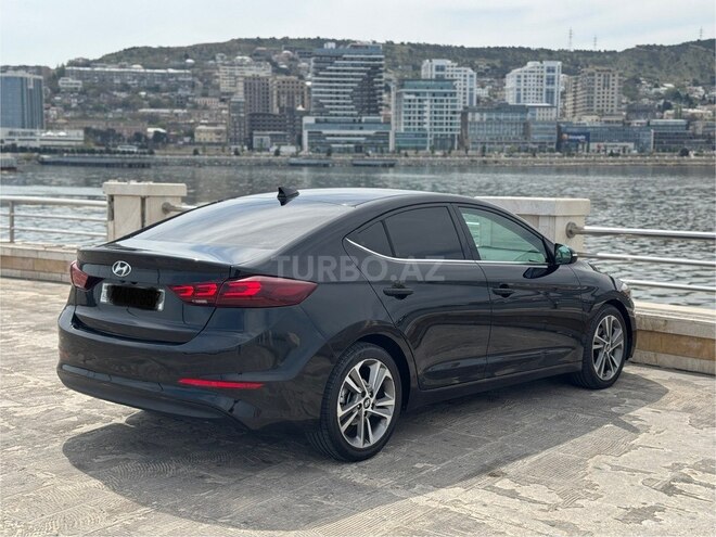 Hyundai Elantra 2017, 133,000 km - 2.0 л - Bakı