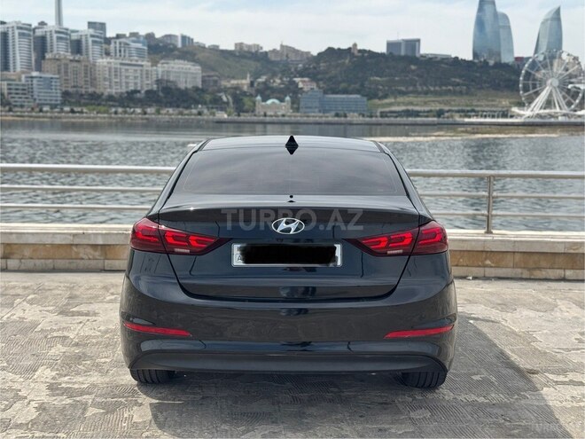 Hyundai Elantra 2017, 133,000 km - 2.0 л - Bakı