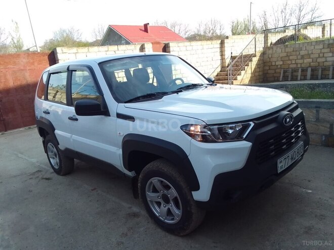 Chevrolet Niva 2024, 3,000 km - 1.7 l - Qusar