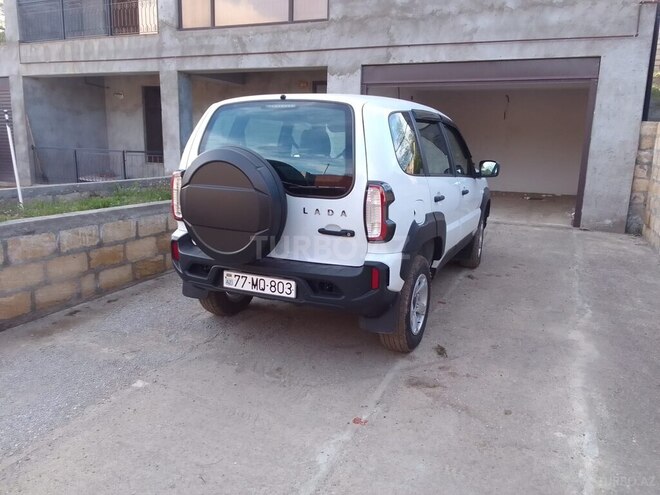 Chevrolet Niva 2024, 3,000 km - 1.7 l - Qusar