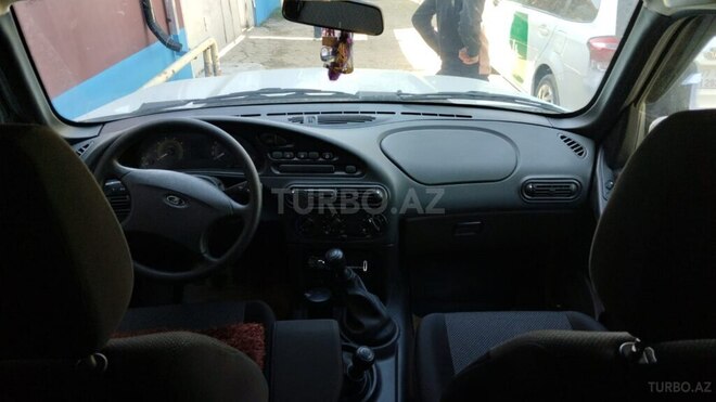 Chevrolet Niva 2024, 3,000 km - 1.7 l - Qusar