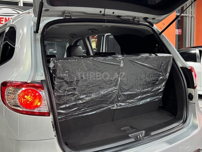 Hyundai Santa Fe-11