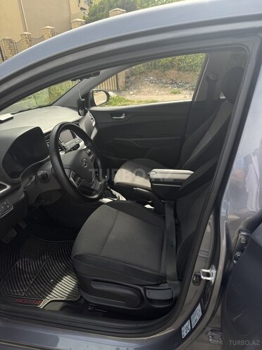 Hyundai Accent 2018, 165,300 km - 1.6 l - Bakı