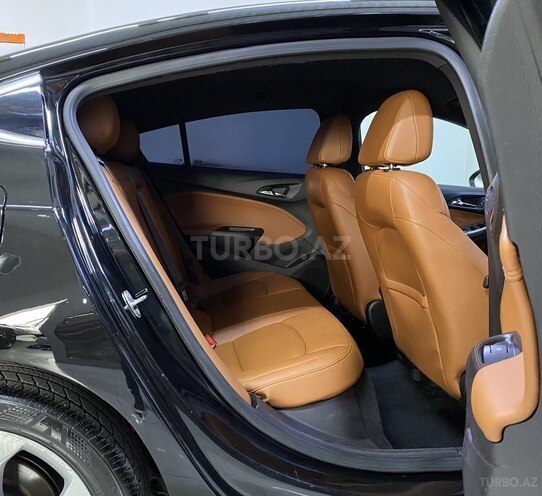Chevrolet Cruze-16