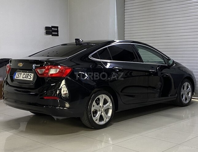 Chevrolet Cruze-9