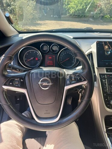 Opel Astra 2011, 420,000 km - 1.3 l - Lənkəran