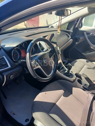 Opel Astra 2011, 420,000 km - 1.3 l - Lənkəran