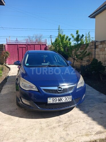 Opel Astra 2011, 420,000 km - 1.3 l - Lənkəran