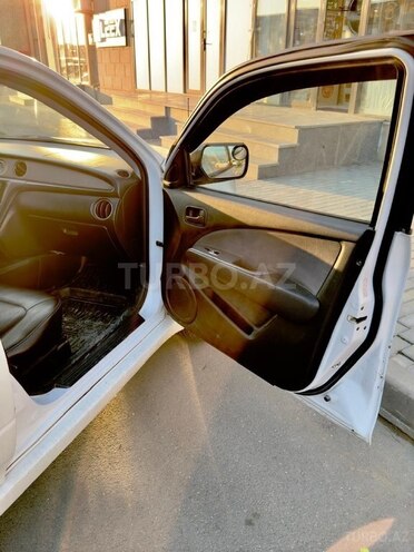 Mitsubishi Outlander 2002, 267,688 km - 2.4 l - Bakı