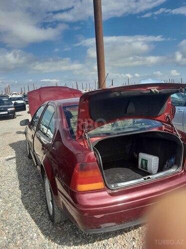 Volkswagen Bora 1999, 385,311 km - 2.0 l - Gəncə