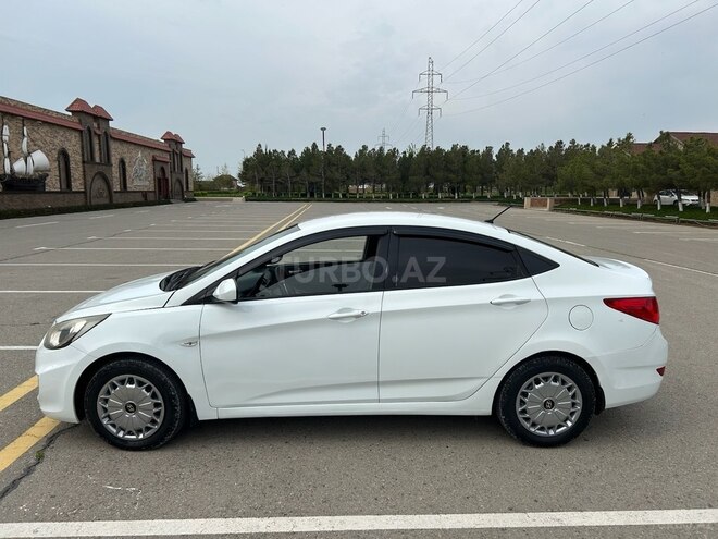 Hyundai Accent 2014, 213,000 km - 1.4 л - Bakı