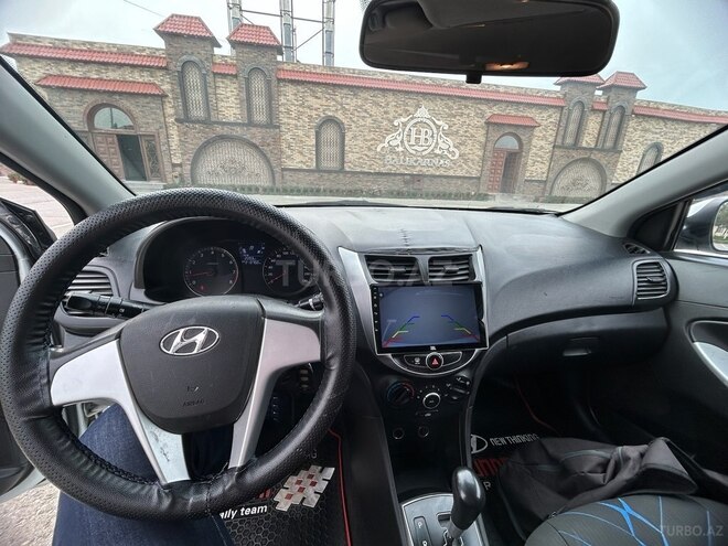 Hyundai Accent 2014, 213,000 km - 1.4 л - Bakı