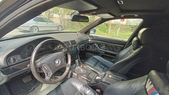 BMW 520 1999, 169,452 km - 2.5 l - Bakı