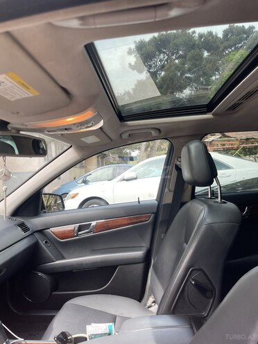 Mercedes C 300 2009, 318,000 km - 3.0 l - Bakı