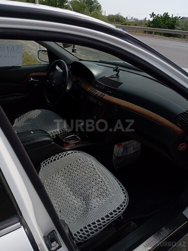 Mercedes S 320 1999, 220,000 km - 3.2 l - Saatlı