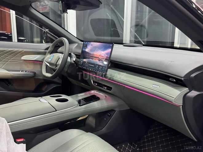 Changan Deepal S7-17