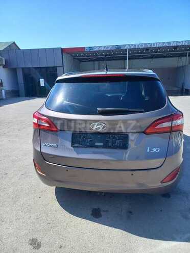 Hyundai i30 2015, 246,000 km - 1.6 l - Bakı
