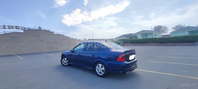 Opel Vectra 1999, 334,117 km - 2.0 l - Bakı
