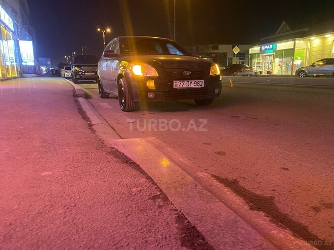 Kia Rio 2006, 411,000 km - 1.5 l - Bakı